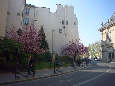 P2410865