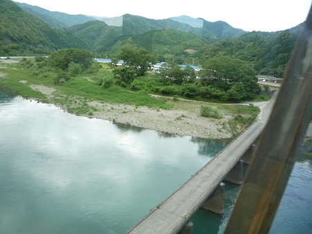 沈下橋