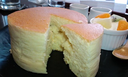 カットしたところ@Cafe Salon SONJIN