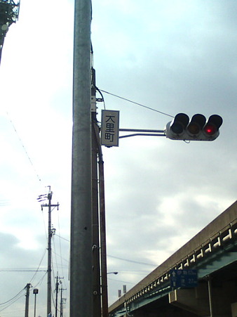 F1000157