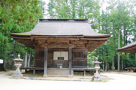 2010年08月14日高野山壇上伽藍愛染堂