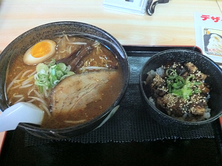 ラーメン専科くさび東鷹栖店