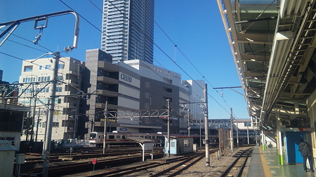 八王子駅に東急車両なぅ