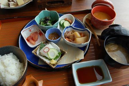 朝食