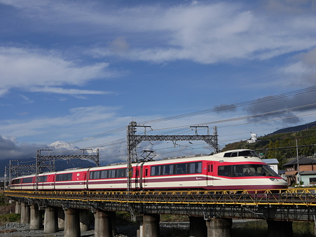 10000系　HiSE