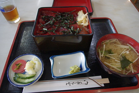 魚河岸メニュー鉄火丼